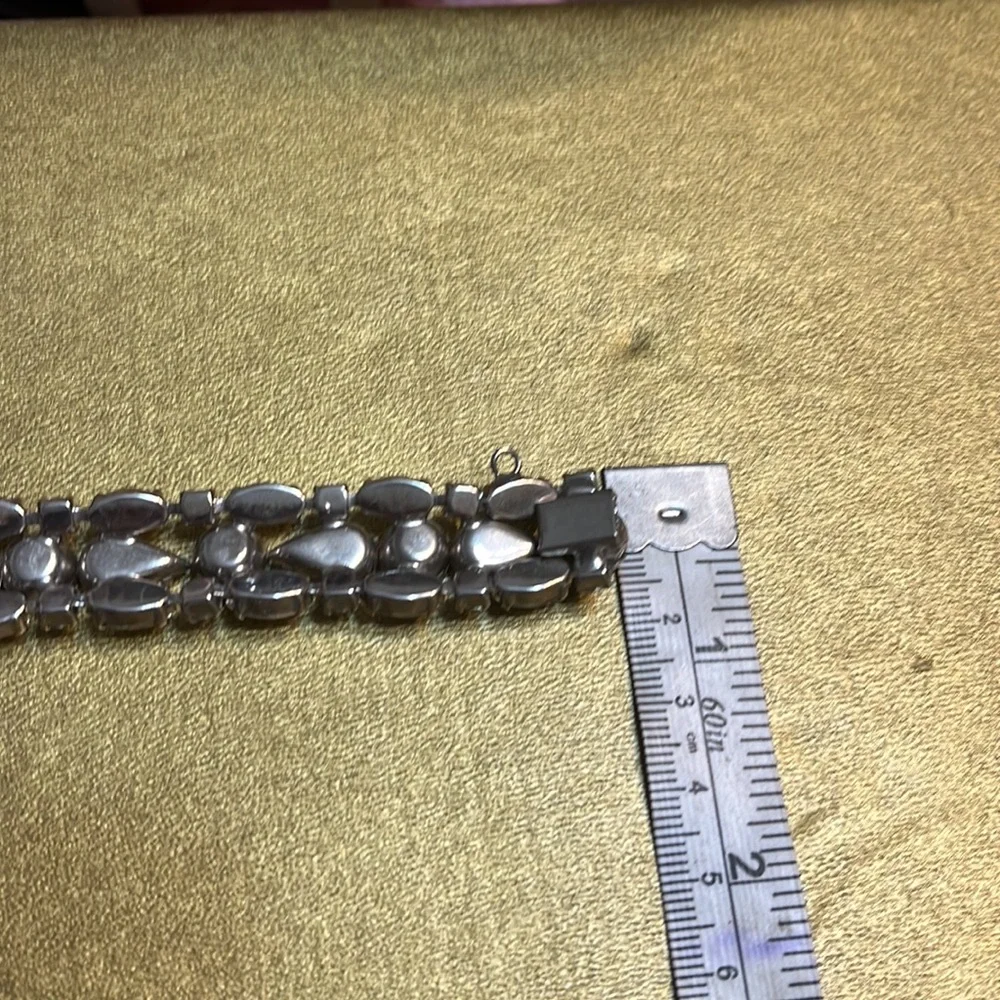 Vintage Weiss Rhinestone Bracelet